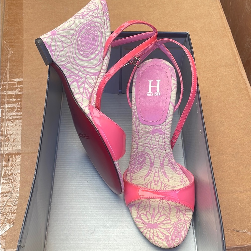 H by Halston Pink Strappy Sandals